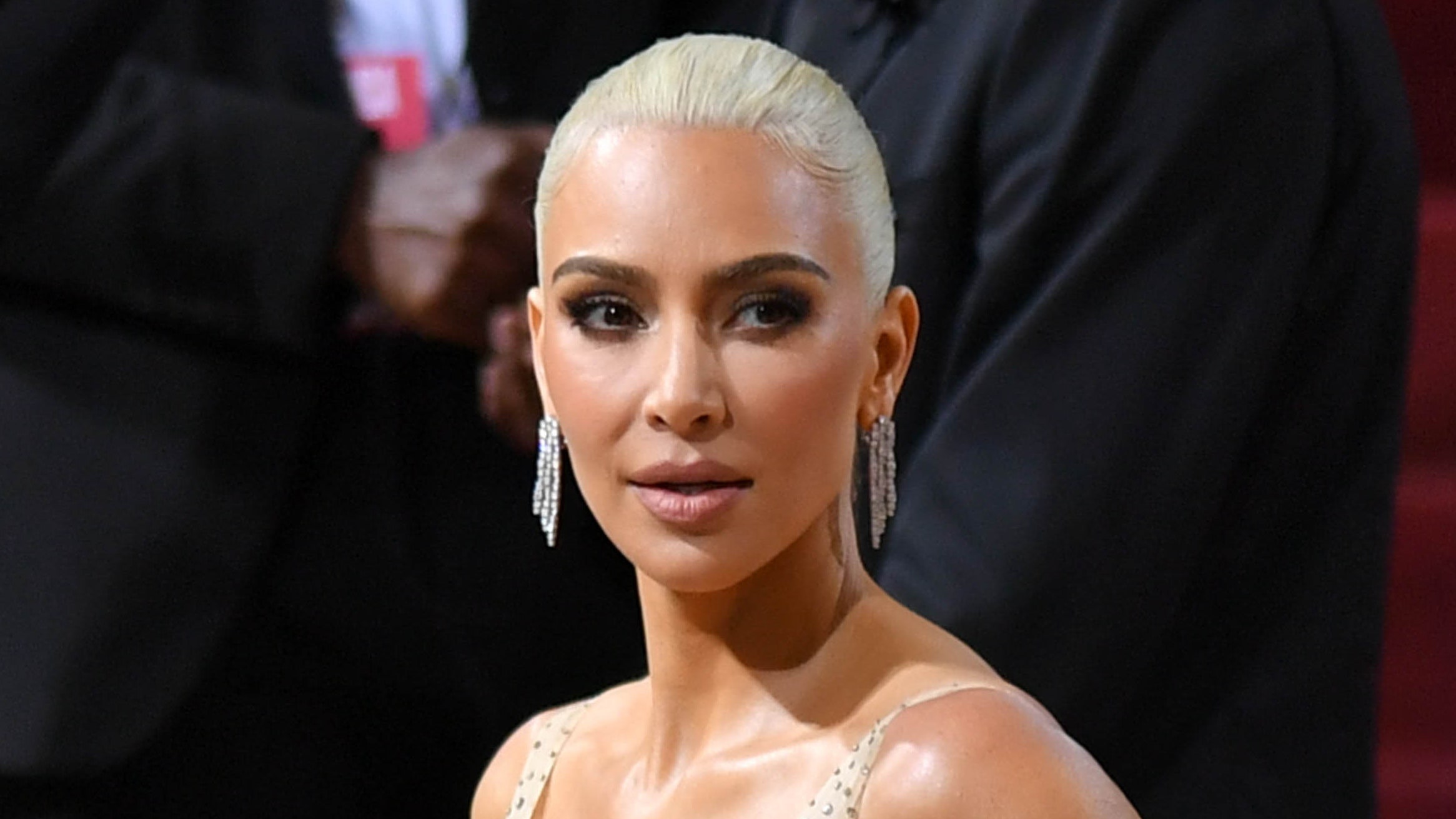 Kim Kardashian Reveals Her Psoriasis Almost Ruined Her Met Gala 2022 Appearance | Teen Vogue